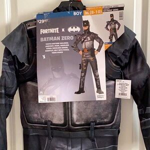 FORTNITE X BATMAN ZERO Youth costume boys m 8-10